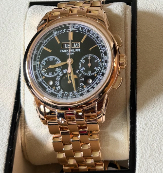 Patek Philippe 5270/1R Perpetual Calendar Chronograph 18k Rose Gold Bracelet - 100% Complwte & As-New